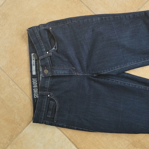 DKNY dark wash Soho boot jeans 4× 30 - Picture 2 of 7